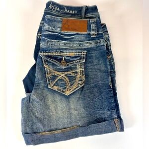 Ariya Jean shorts (2) Pair